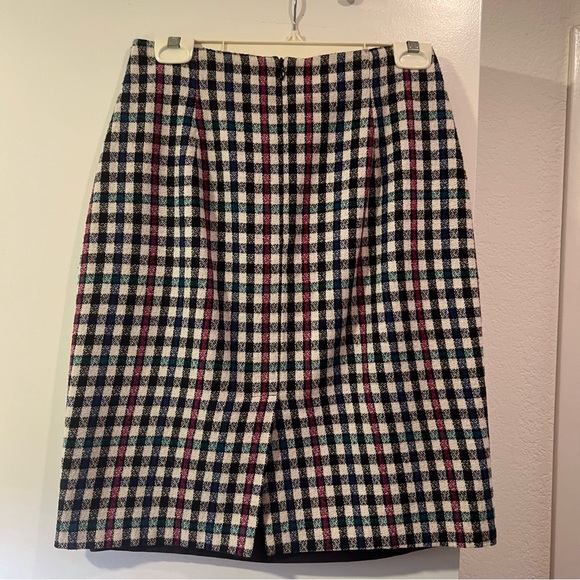 Petite Network - size 6 - Beautiful Colorful Plaid Skirt - Picture 2 of 8